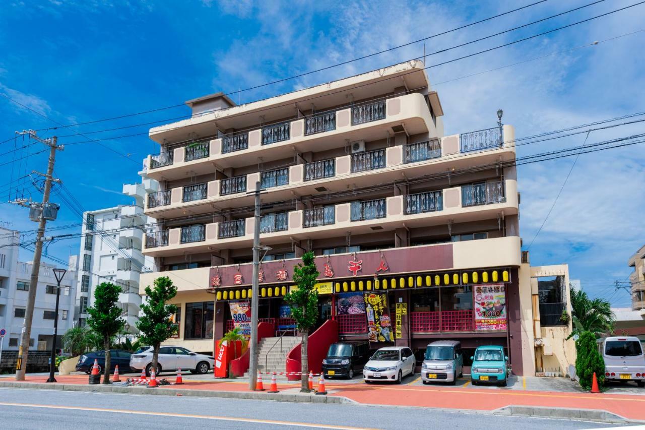 宜野湾市 Little Santaアパートホテル エクステリア 写真